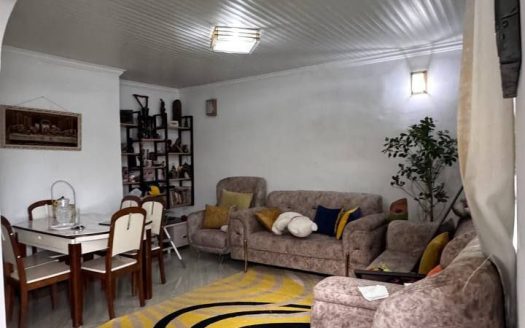 Stunning Condominium in Bole Arabsa